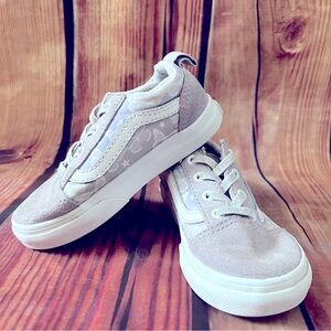 Vans 7.5t Light purple butterflies